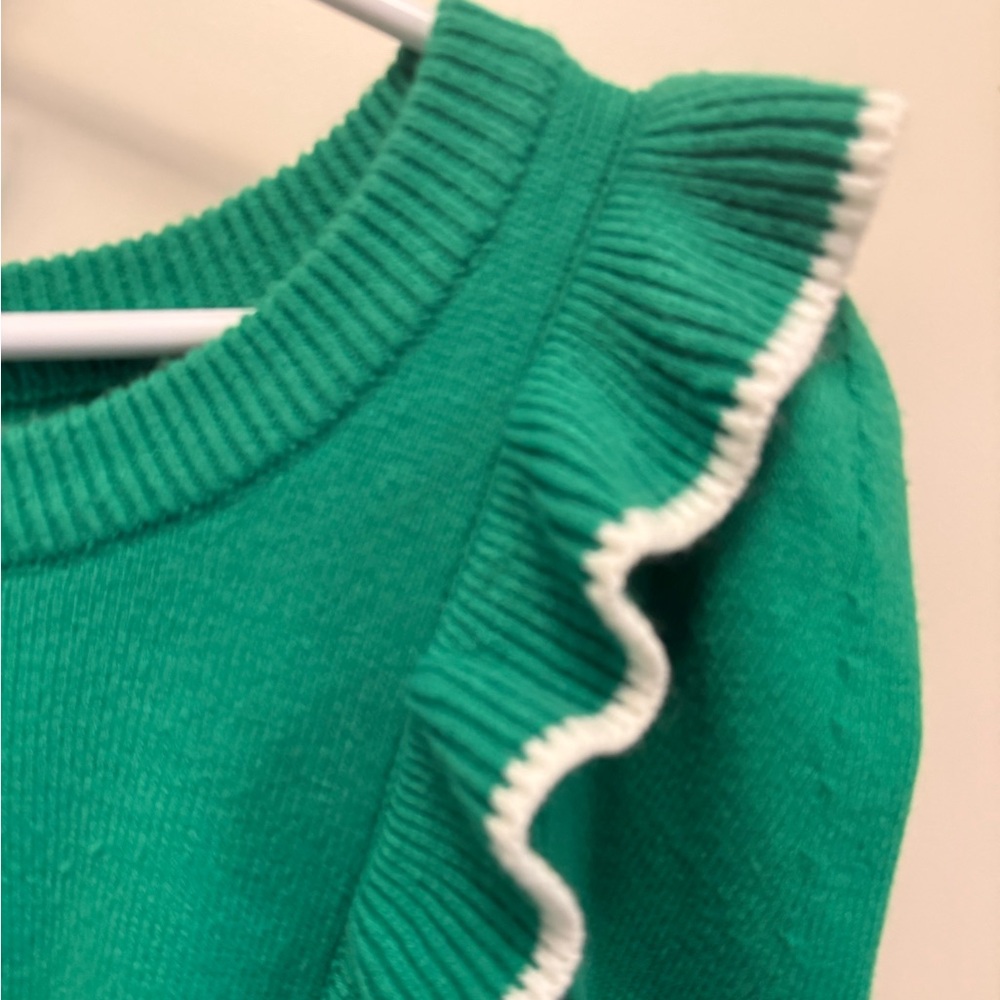Preppy Kelly Green Ruffle Sweater - Picture 4 of 6